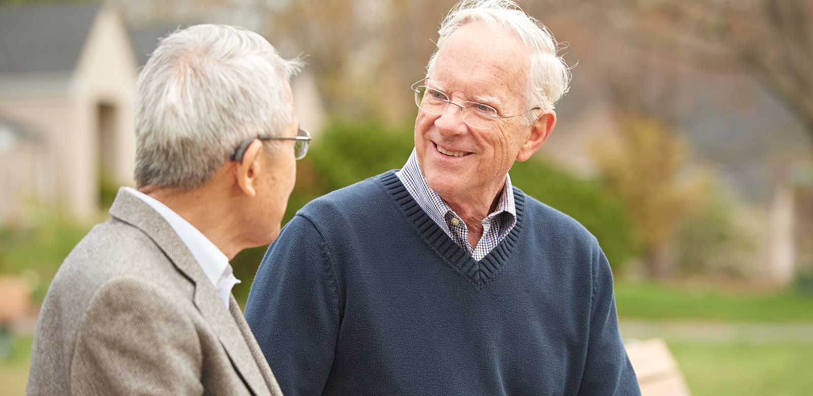 Foulkeways Residents chatting on the Foulkeways campus